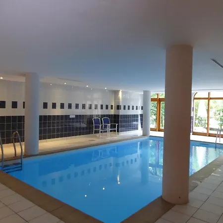 Cosy Avec Piscine, Proche Centre Et Telepherique - 4 Pers. - Fr-1-464-165